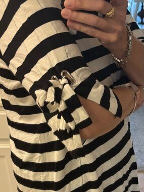 Jones New York Black and White Striped 3/4 Sleeve Top With Cute Bow-Tied Sleeves